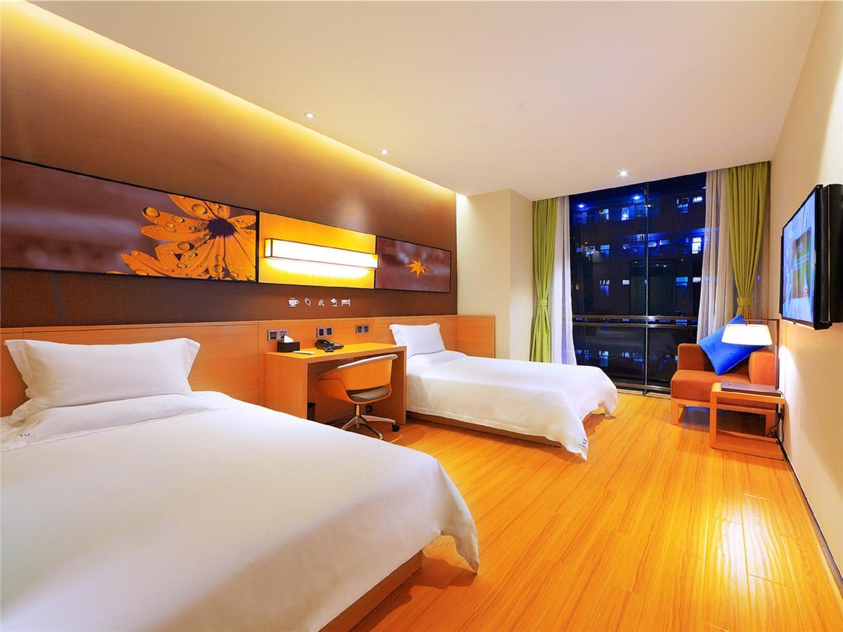 Iu Hotel Guiyang Shibei Road Exterior foto